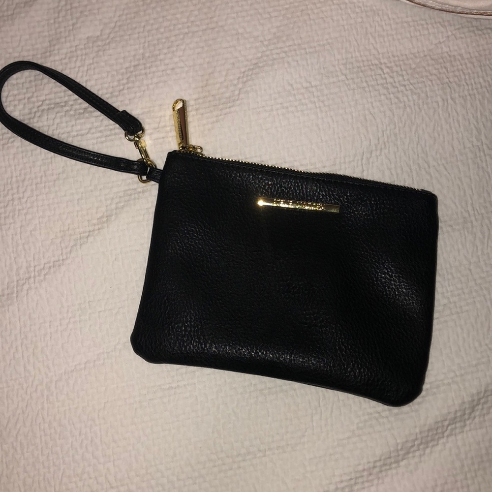 Steve Madden wristlet